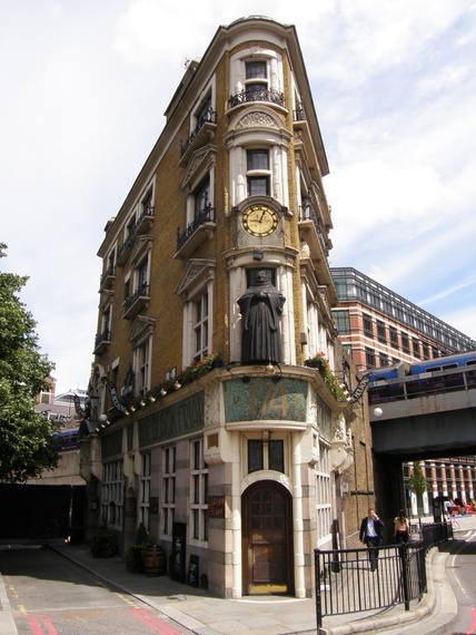 Black Friar Pub