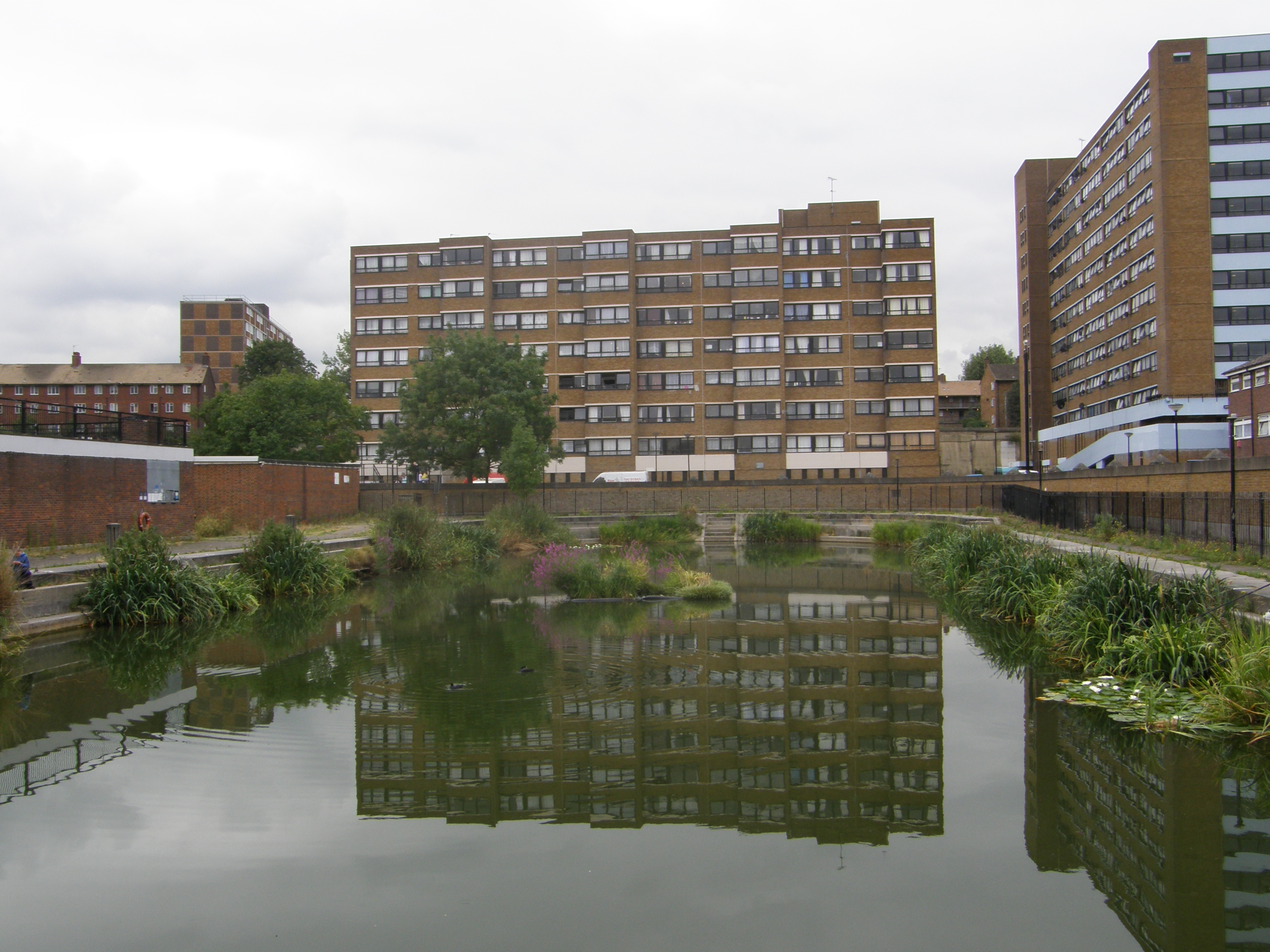 Woolwich Dockyard A Picture from North Greenwich to Stratford