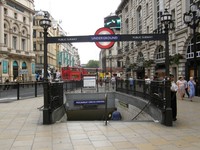 Piccadilly Circus station