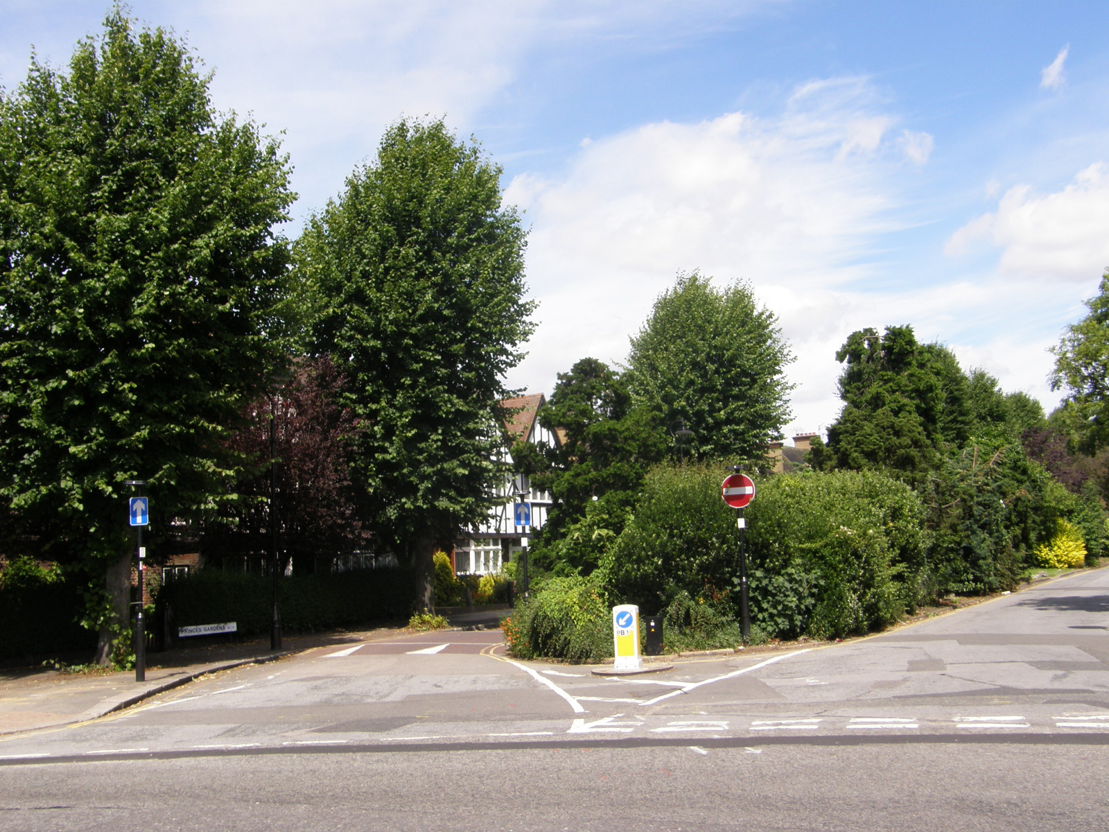 Image from Perivale and Ealing Broadway to Shepherd's Bush