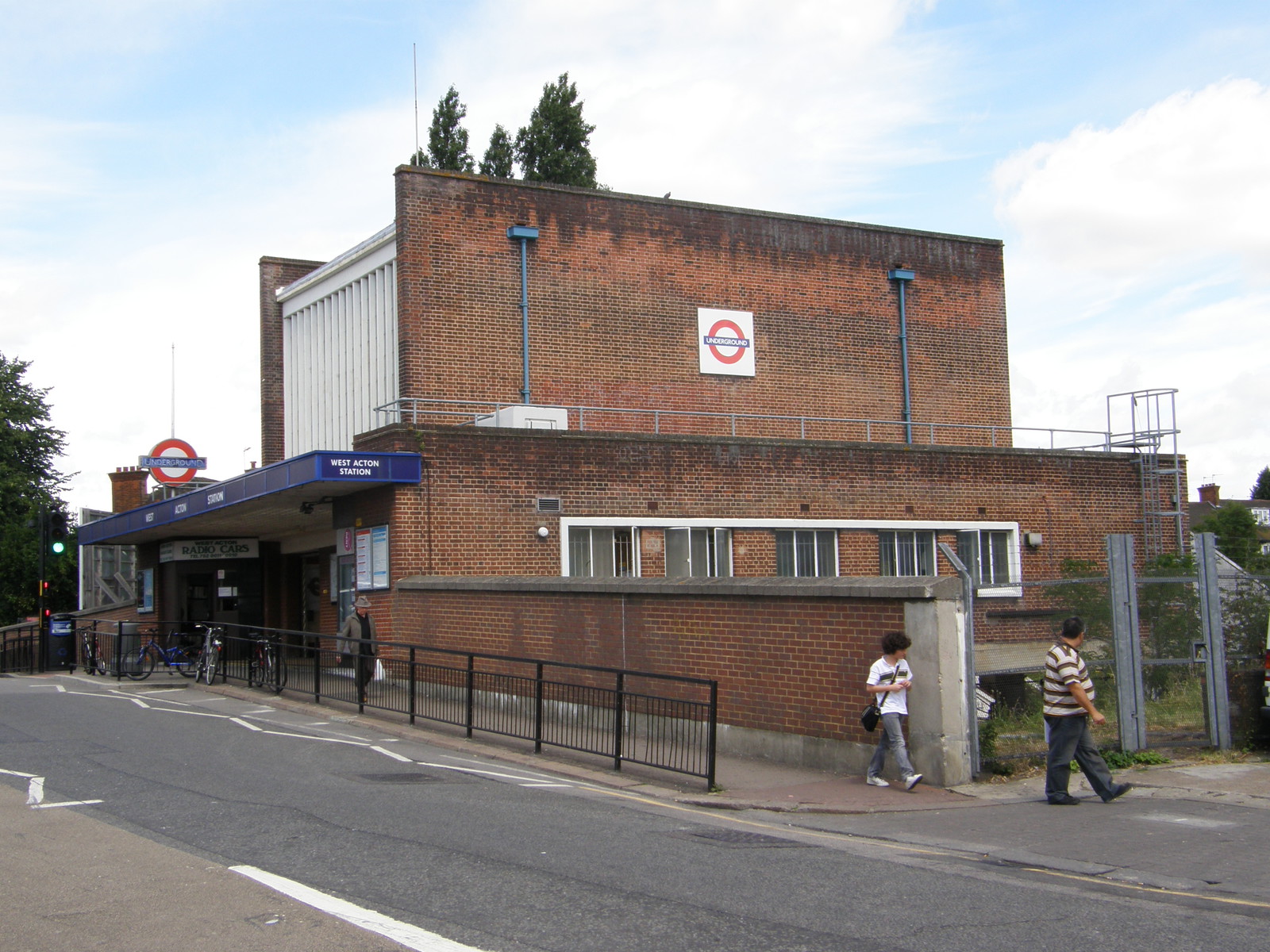 Image from Perivale and Ealing Broadway to Shepherd's Bush