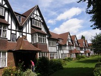 Image from Perivale and Ealing Broadway to Shepherd's Bush