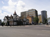 Image from Perivale and Ealing Broadway to Shepherd's Bush