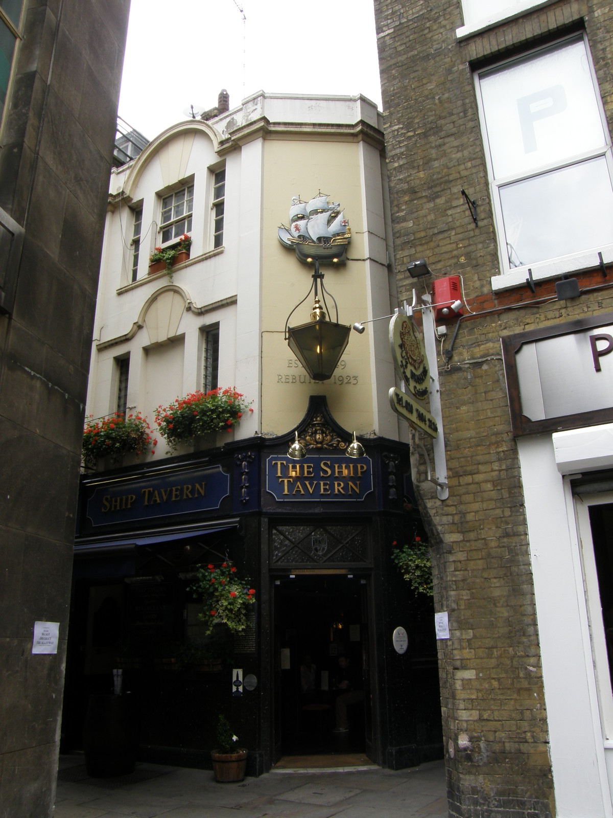 Image from Shepherd's Bush to Liverpool Street