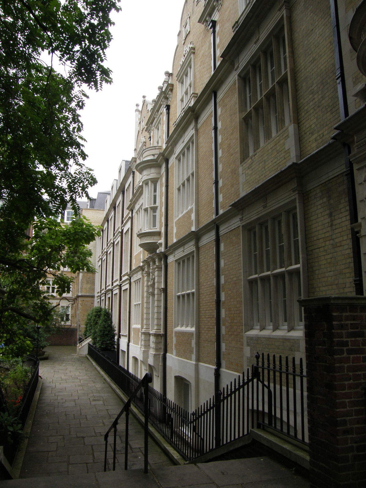 Image from Shepherd's Bush to Liverpool Street