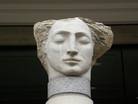 A statue near St Paul's Cathedral