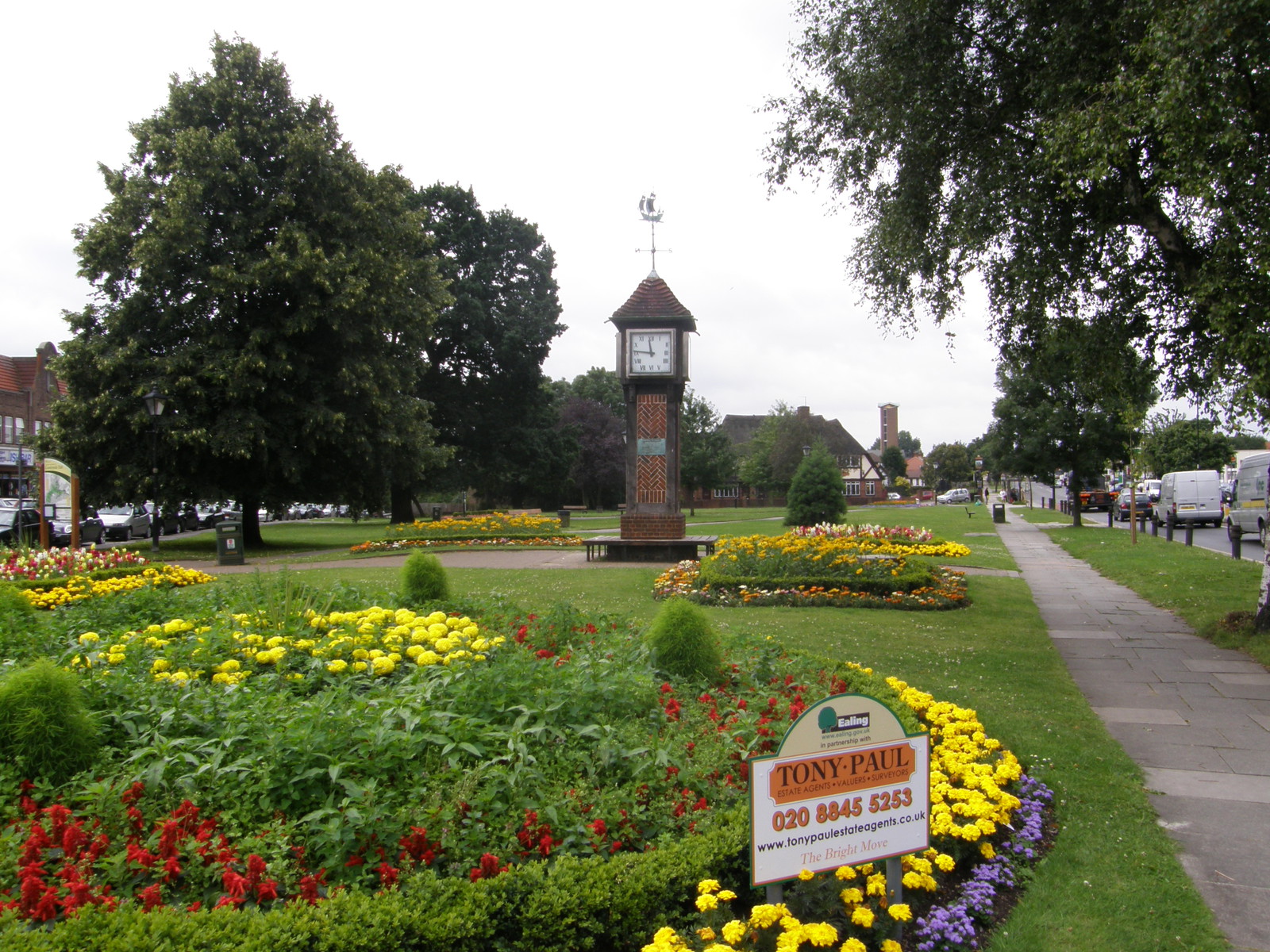 Northolt village green