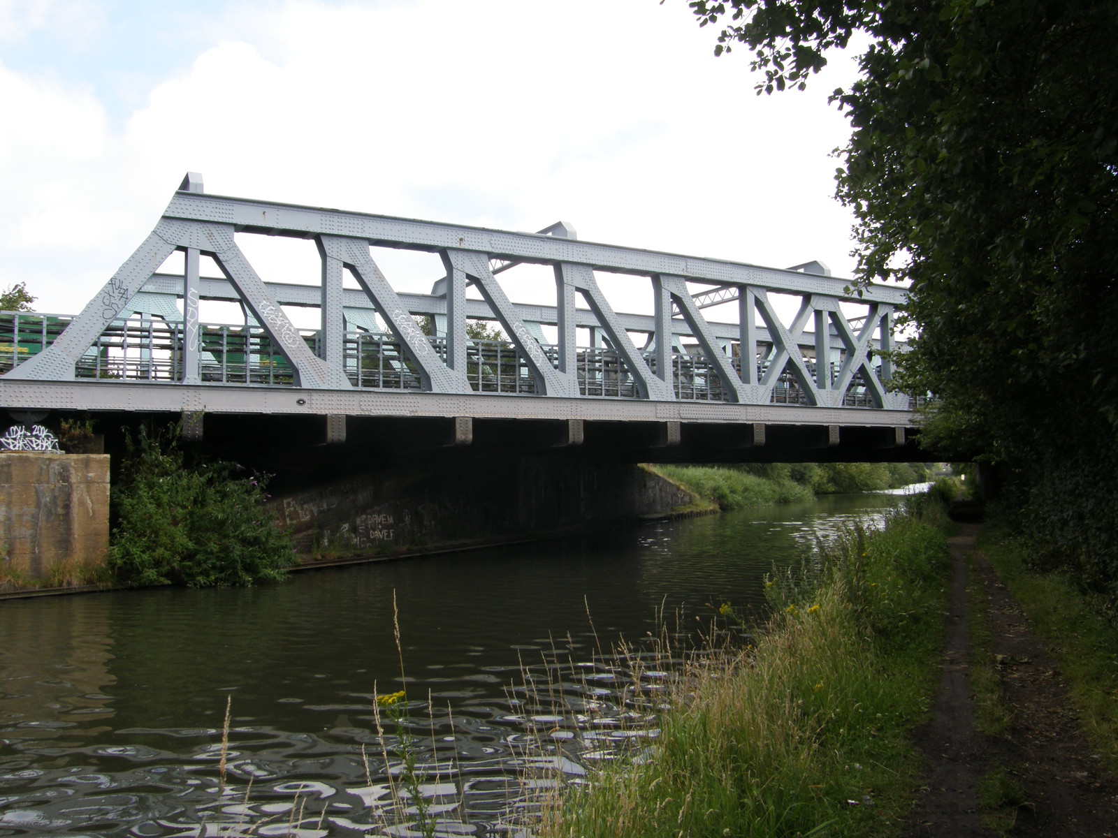 Image from West Ruislip to Perivale