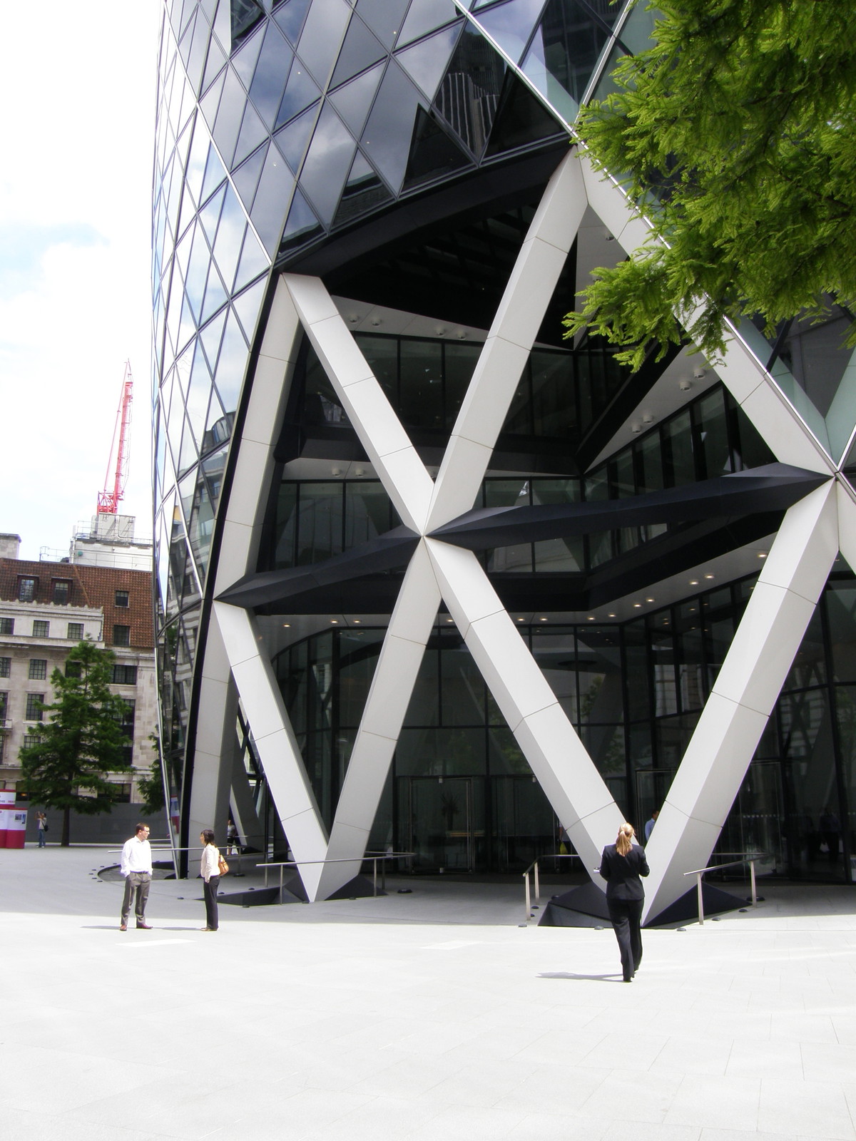 Image from Aldgate to Tower Hill and Gloucester Road to High Street Kensington