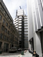 Image from Aldgate to Tower Hill and Gloucester Road to High Street Kensington