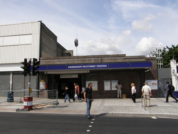 Dagenham East To Dagenham Heathway Dagenham East To Dagenham Heathway