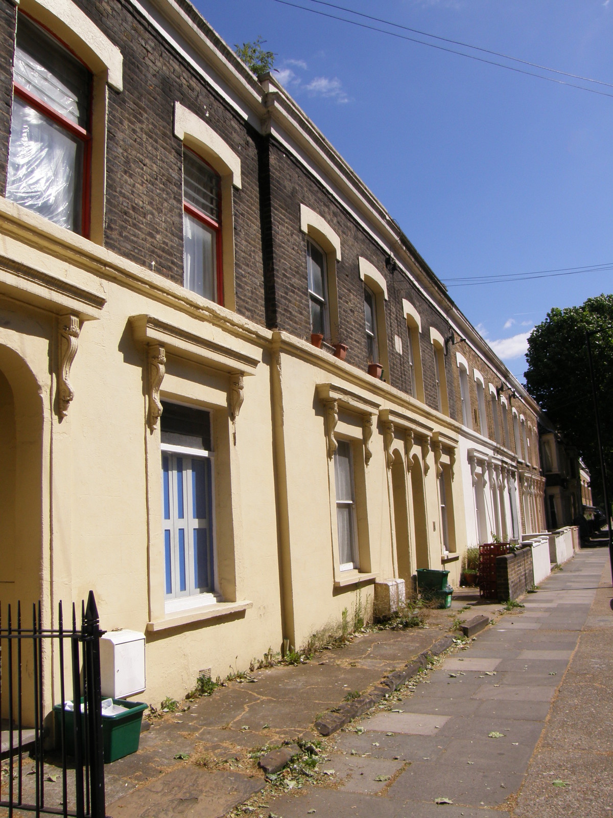 Image from Bow Road to Becontree