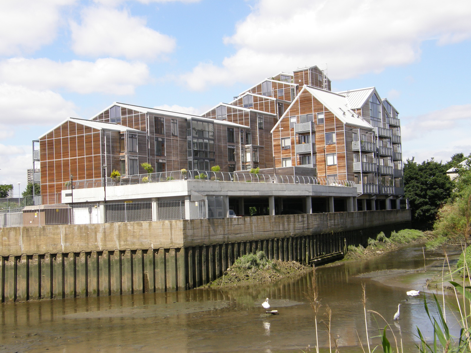 Image from Bow Road to Becontree