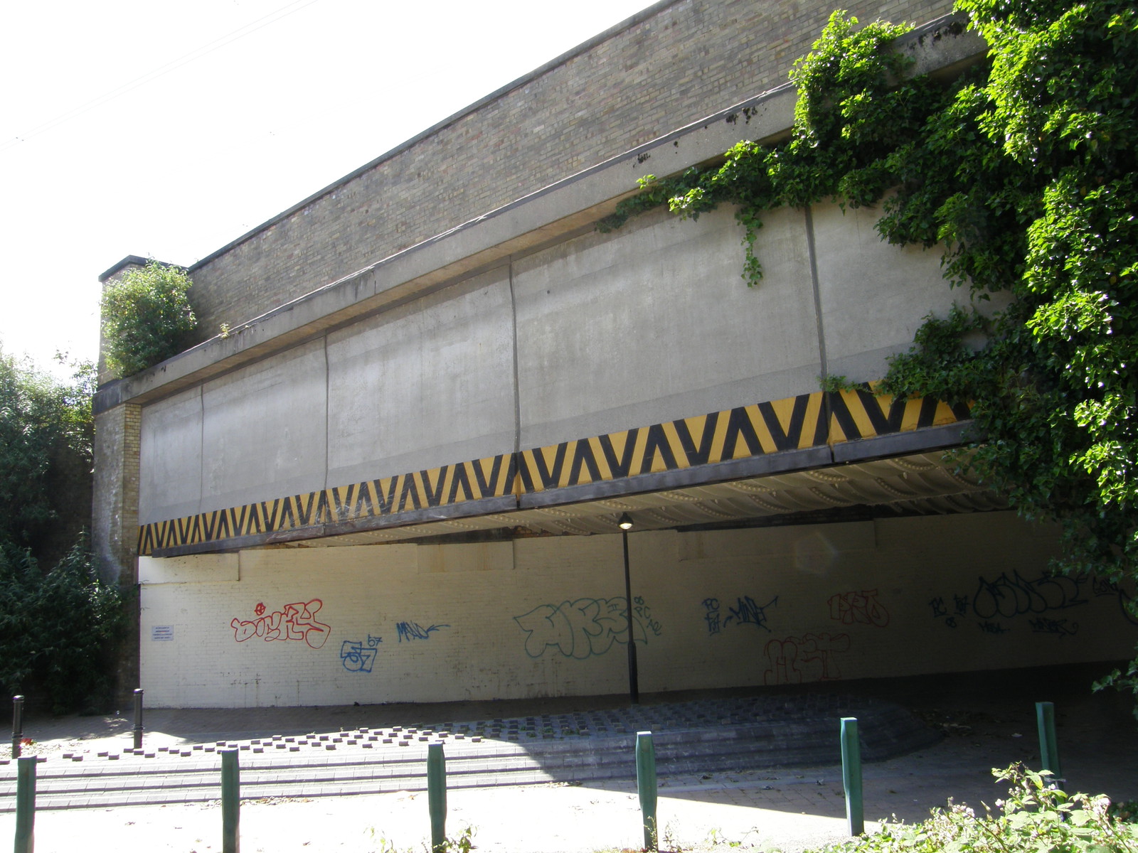 Image from Bow Road to Becontree