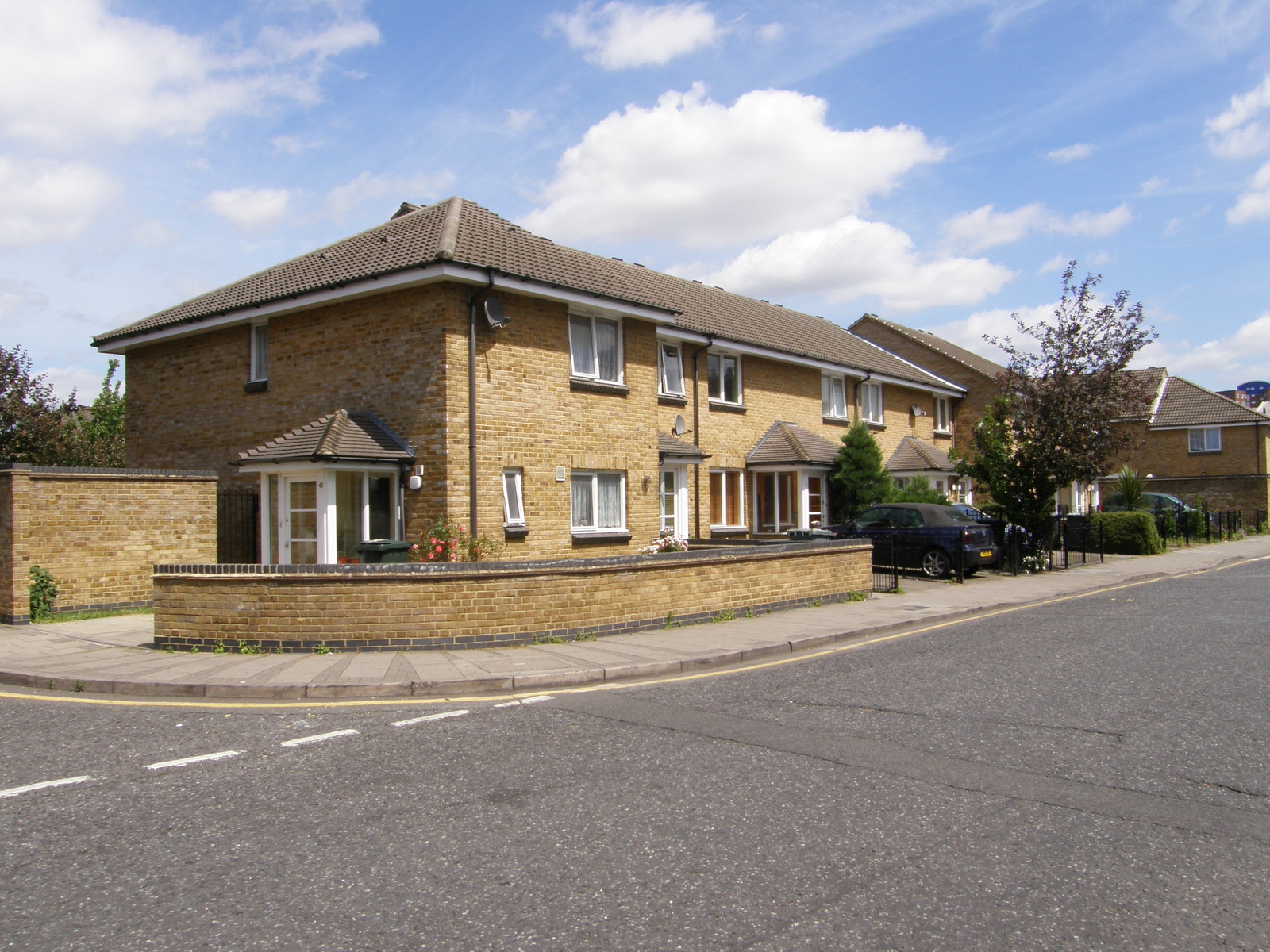 Image from Bow Road to Becontree