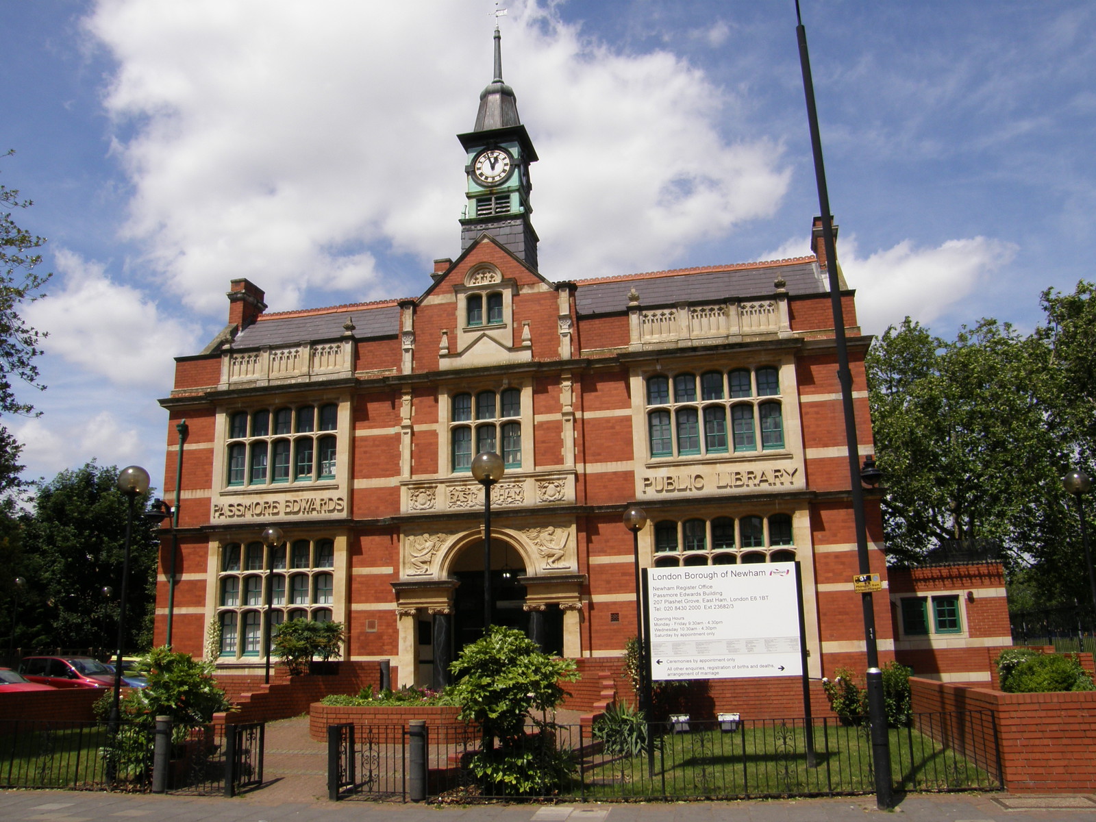 Image from Bow Road to Becontree