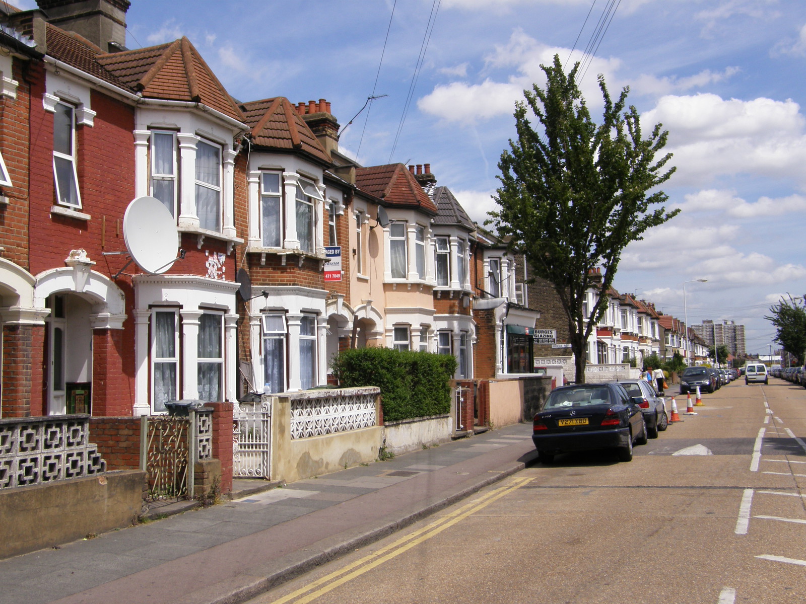 Image from Bow Road to Becontree