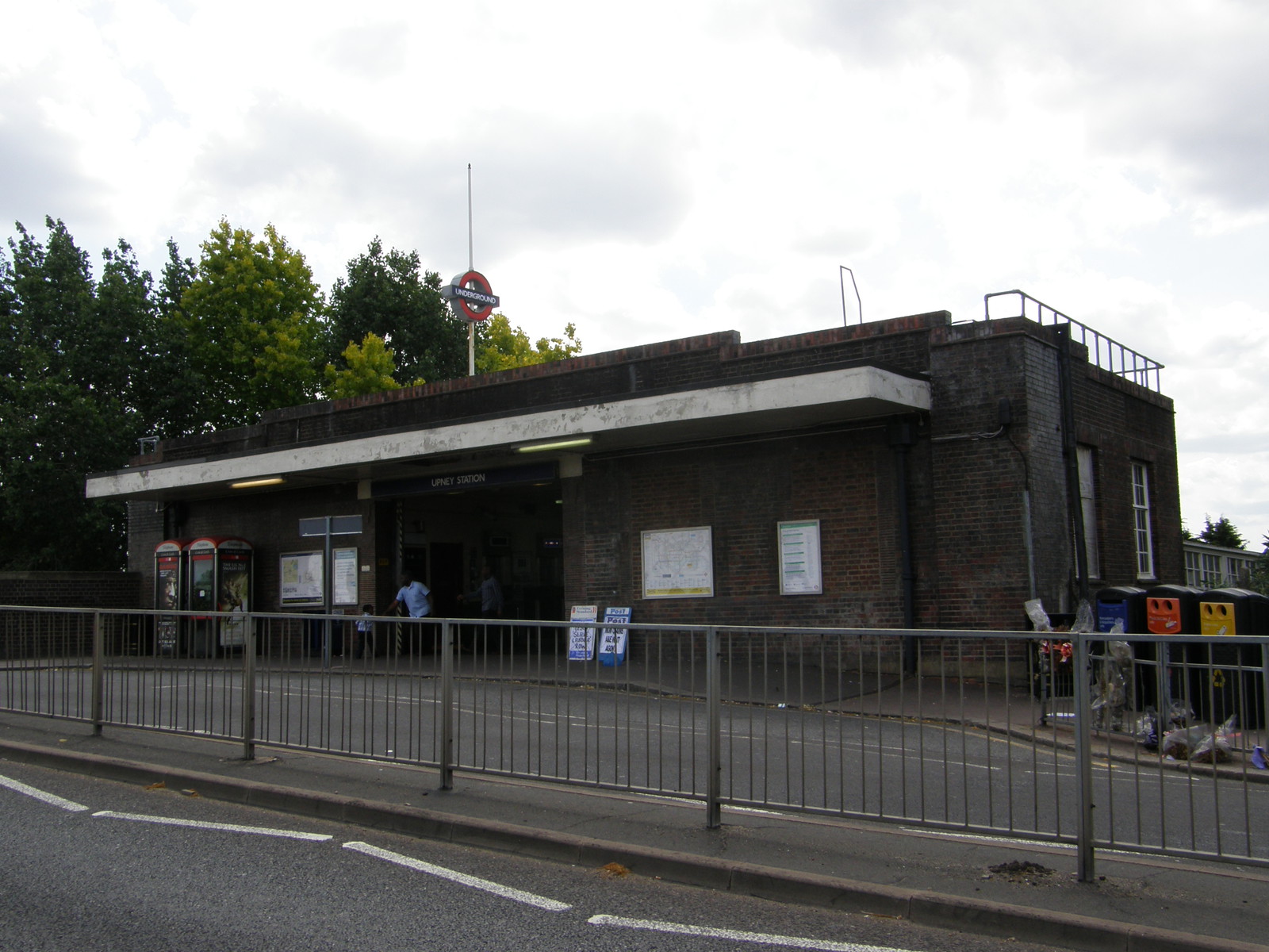 Upney station
