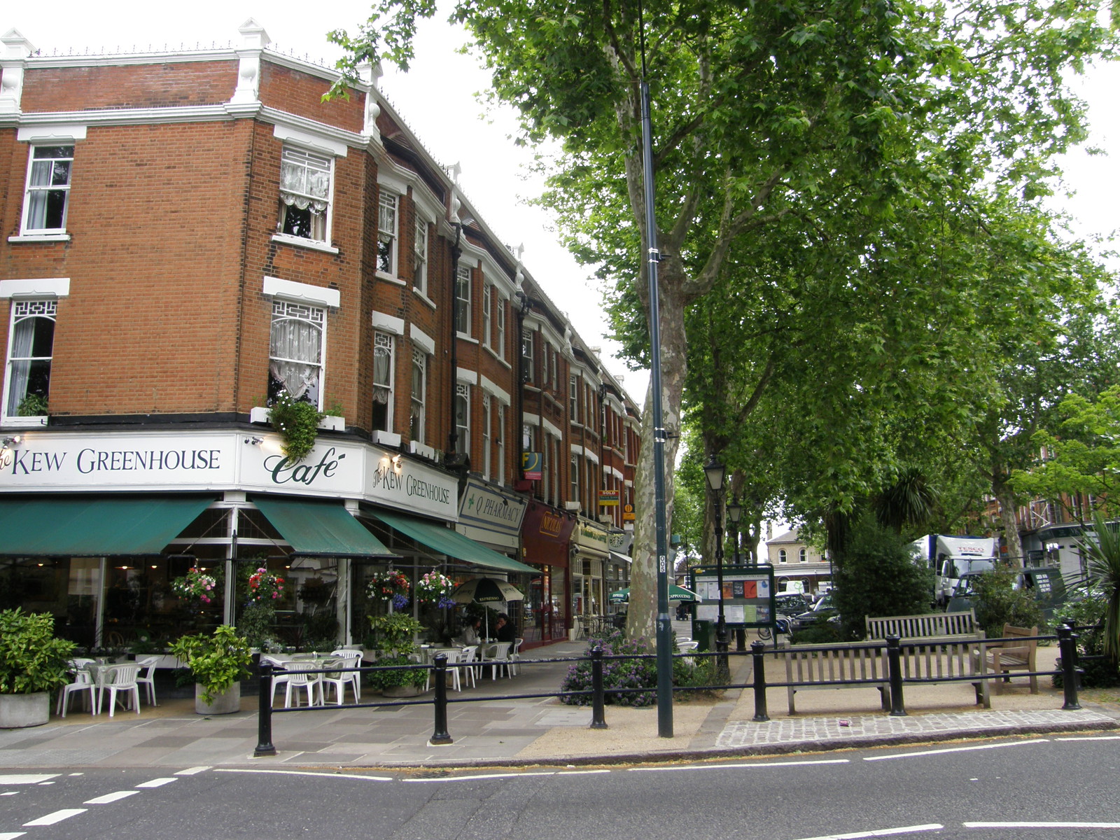 Image from Richmond to Ealing Broadway