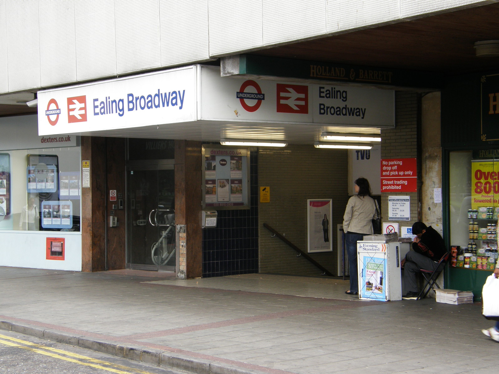 Ealing Broadway station