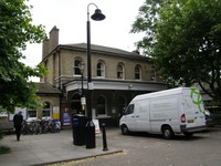 Kew Gardens station