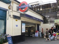 Turnham Green station