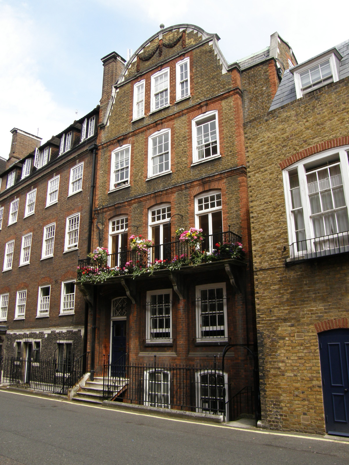 Image from Victoria to Bow Road