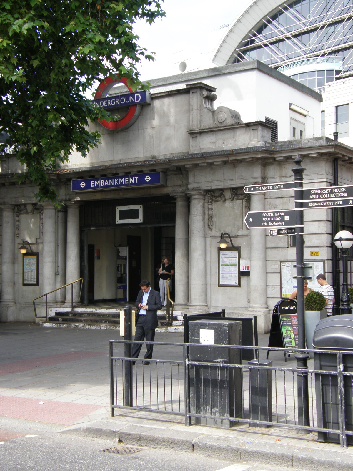 Image from Victoria to Bow Road
