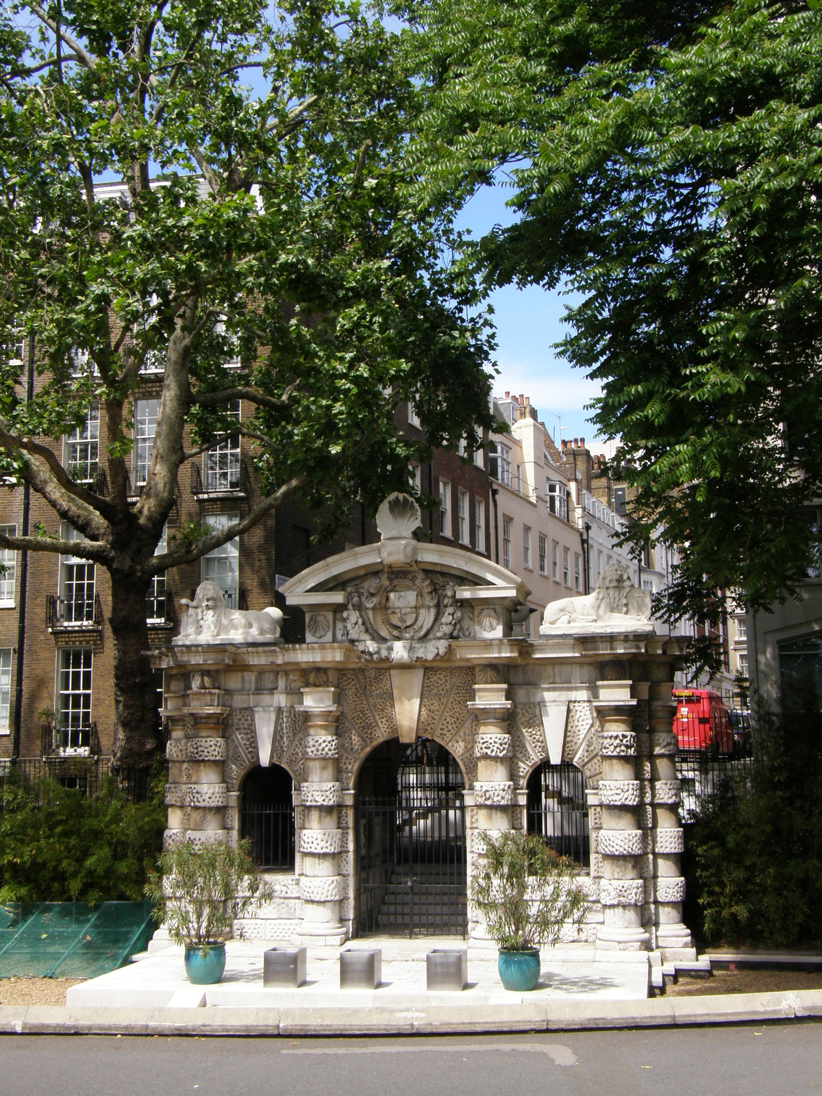 Image from Victoria to Bow Road