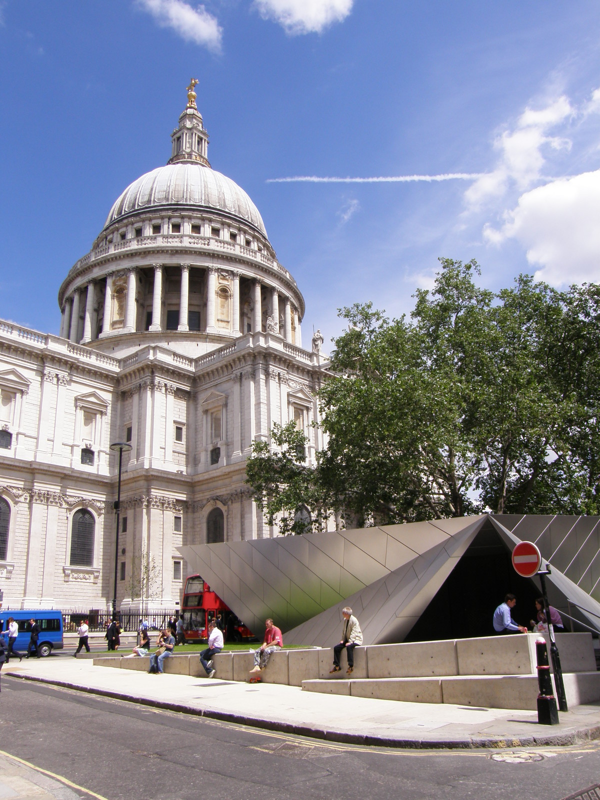 Image from Victoria to Bow Road