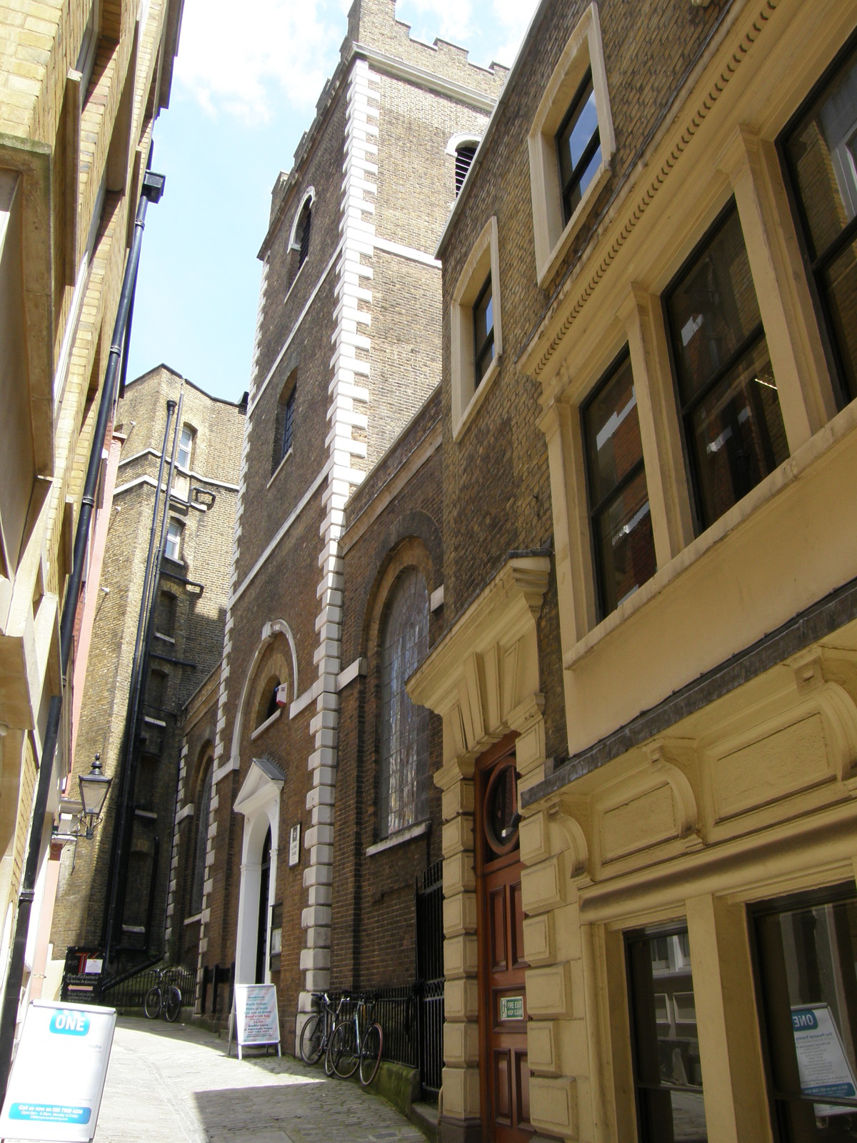 Image from Victoria to Bow Road