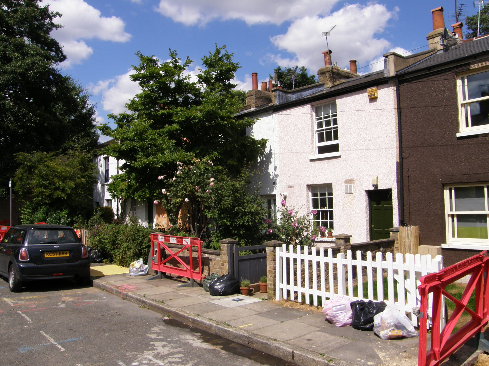 Image from Victoria to Bow Road