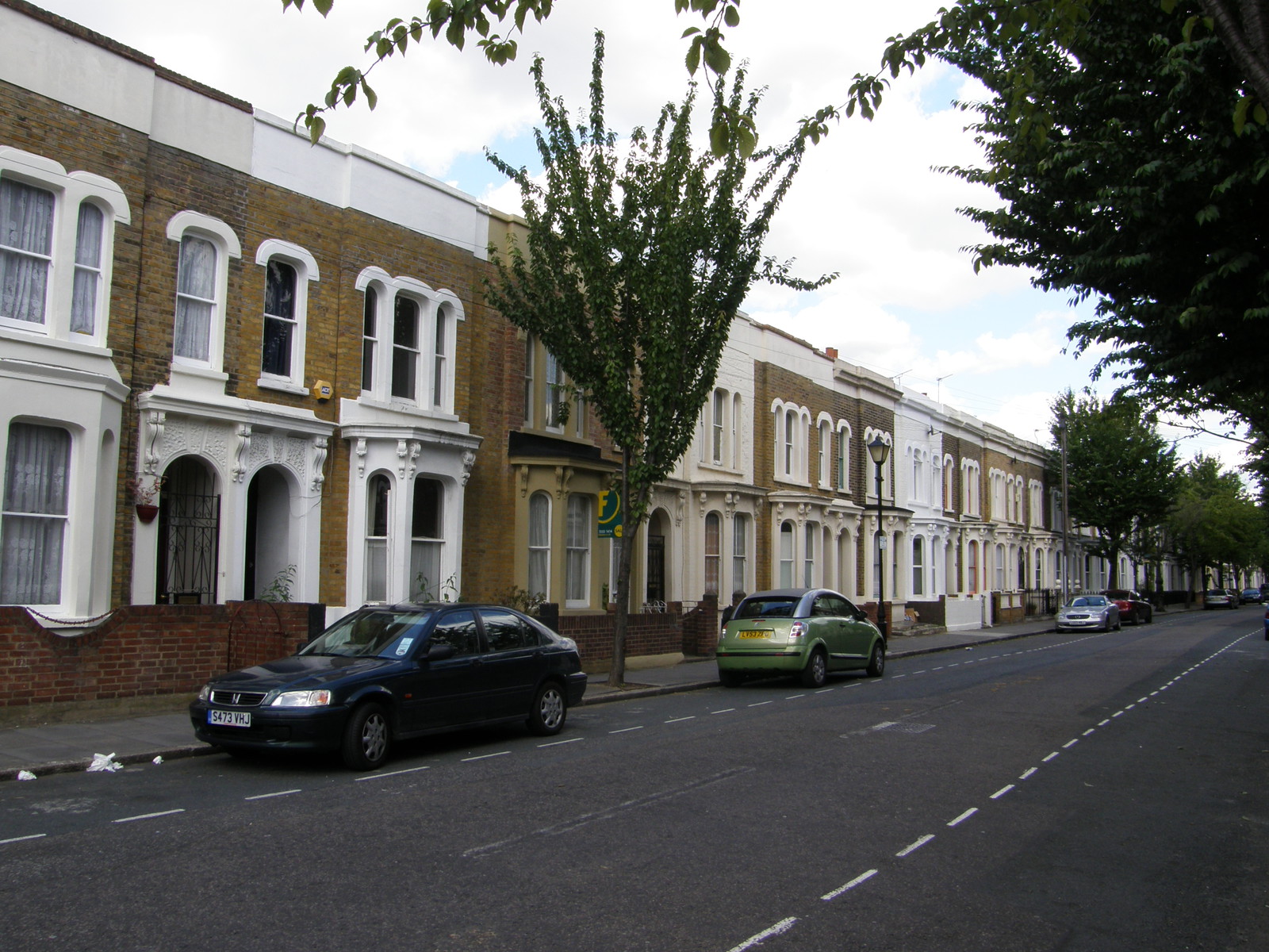 Image from Victoria to Bow Road