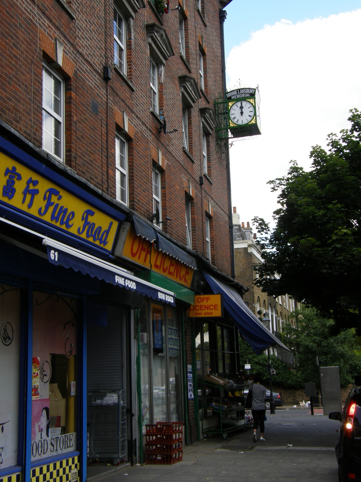 Image from Victoria to Bow Road