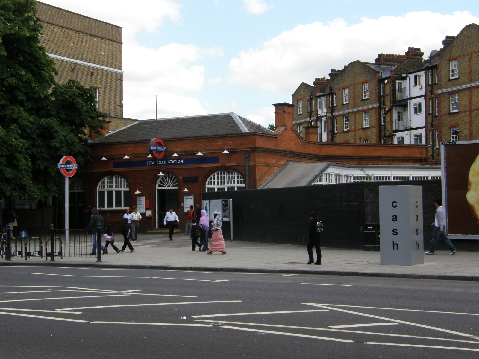 Image from Victoria to Bow Road