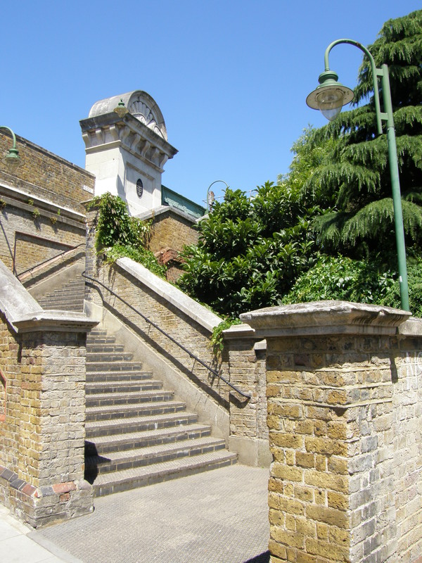 Steps up to the walkway over Fulham Railway Bridge
