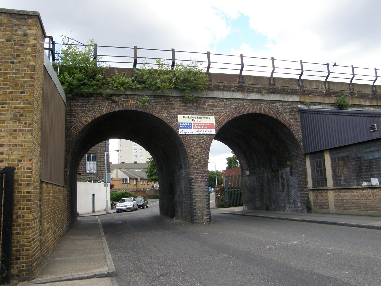 A Picture from Shoreditch to New Cross, East London Tubewalker