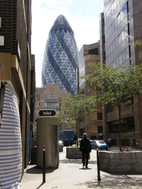 The Gherkin as seen from Middlesex Street