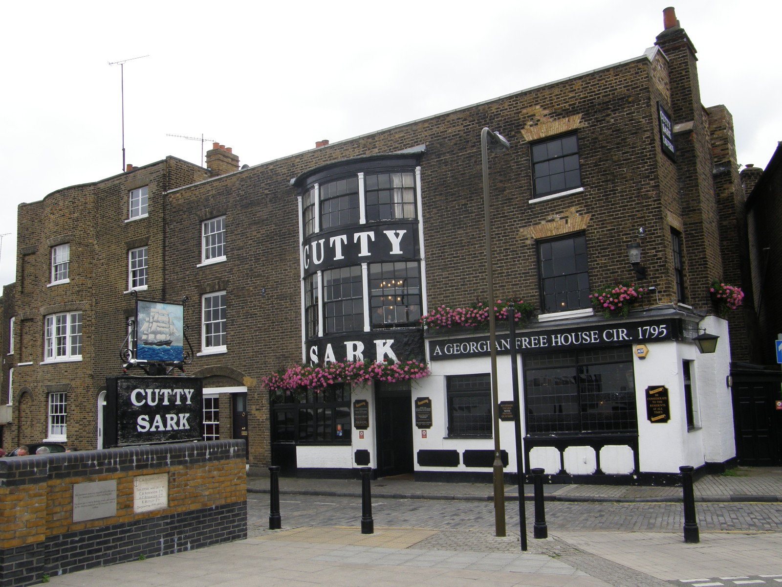 Image from Canada Water to North Greenwich