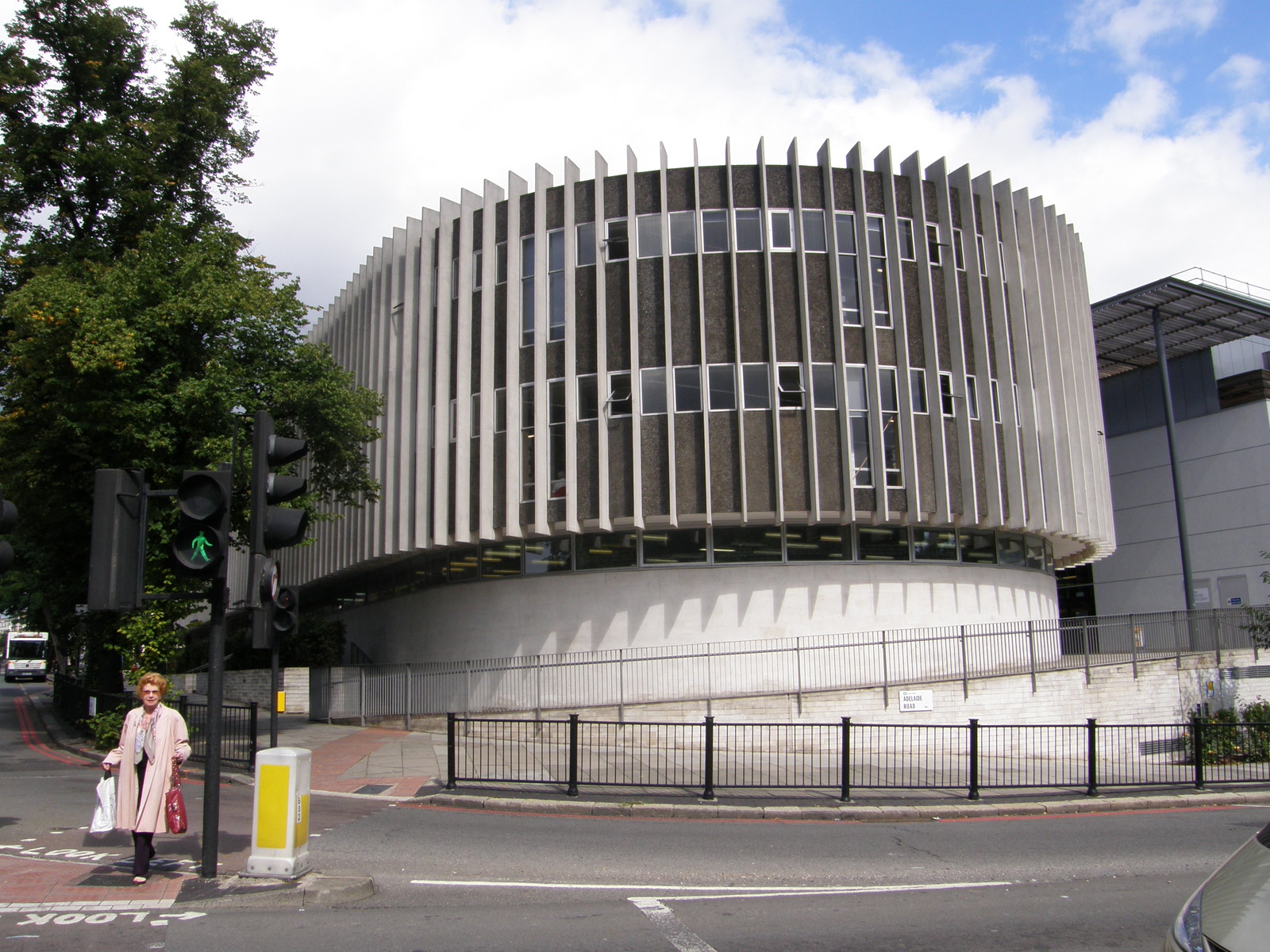 Image from Dollis Hill to Green Park