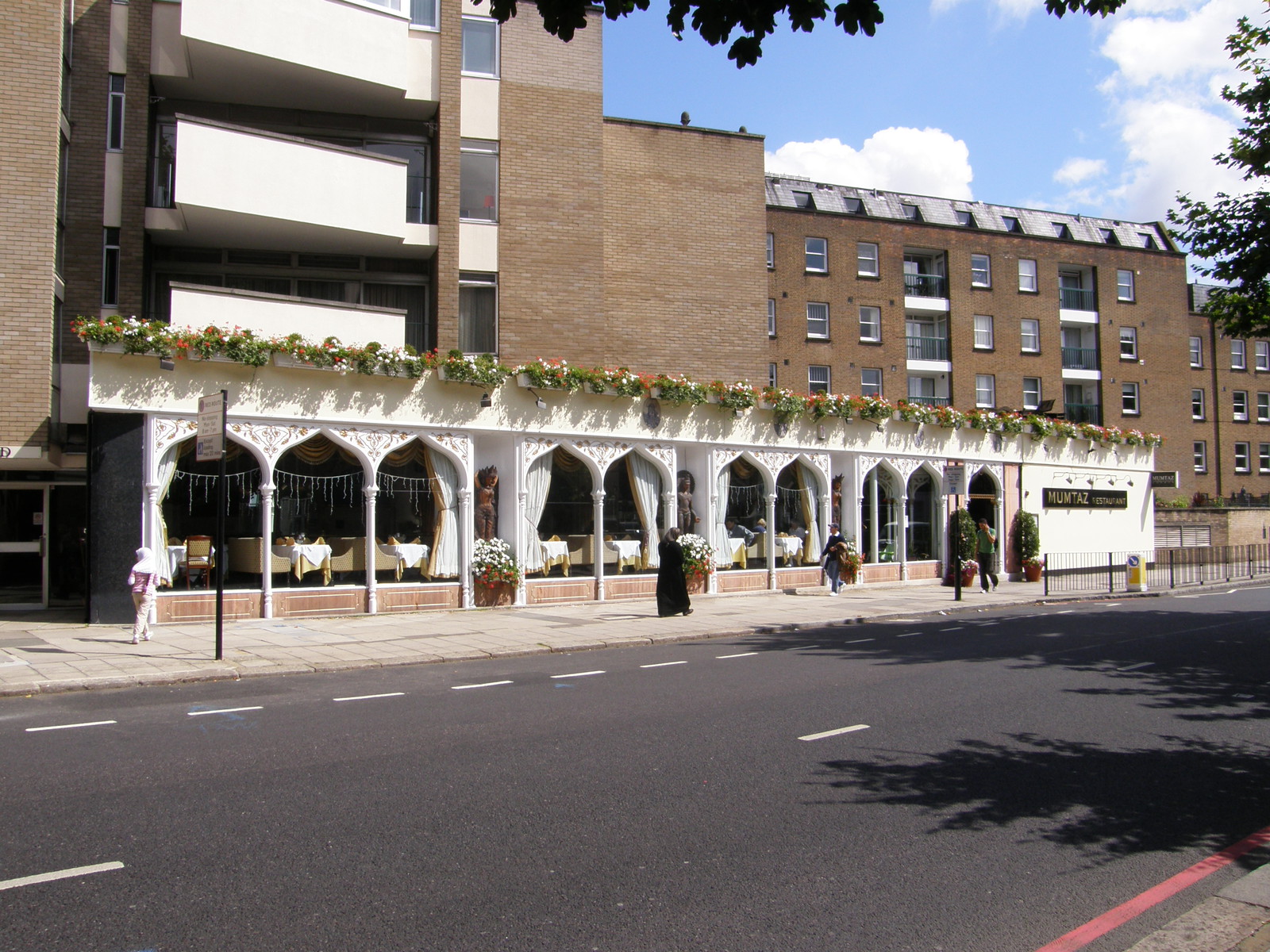 Image from Dollis Hill to Green Park