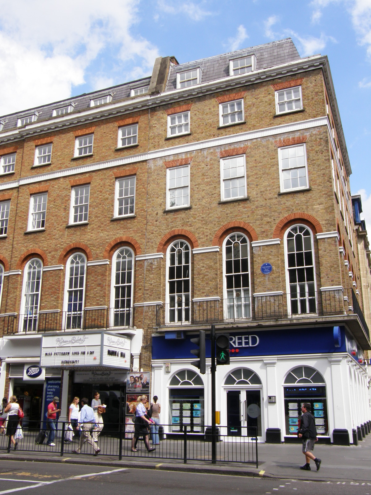 Image from Dollis Hill to Green Park