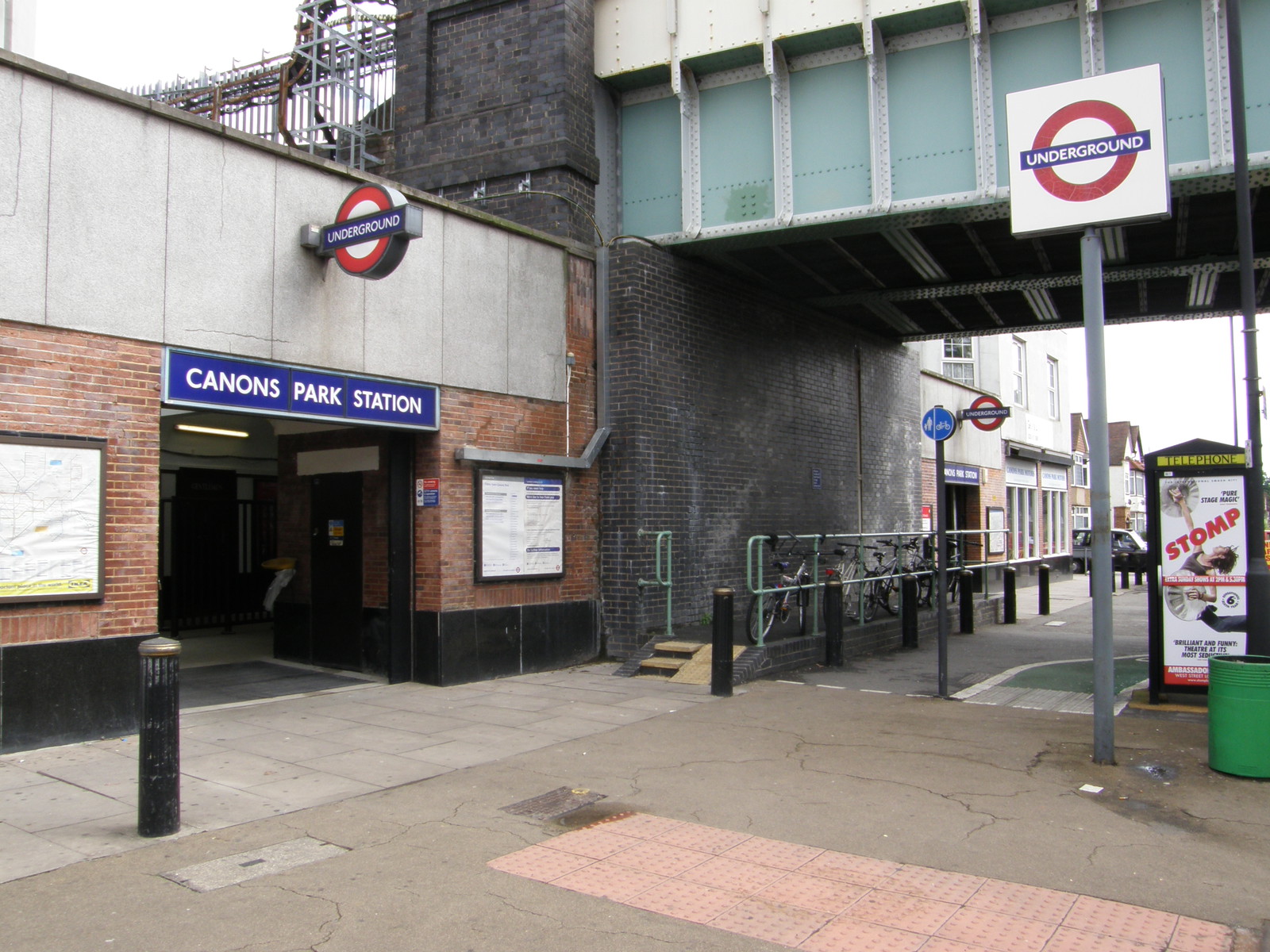 Canons Park station