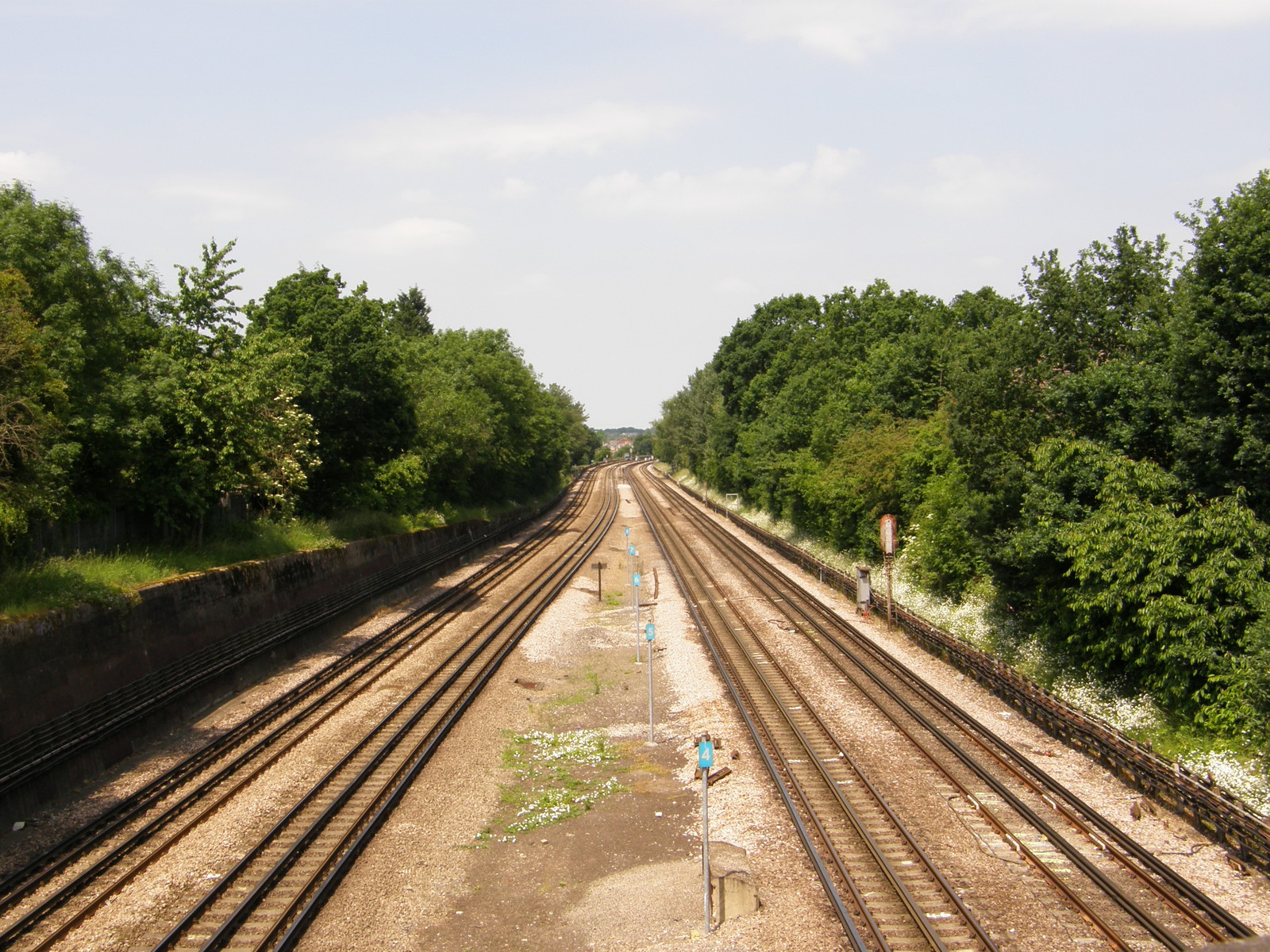 Looking northwest from Northwood Hills along the Metropolitan Line