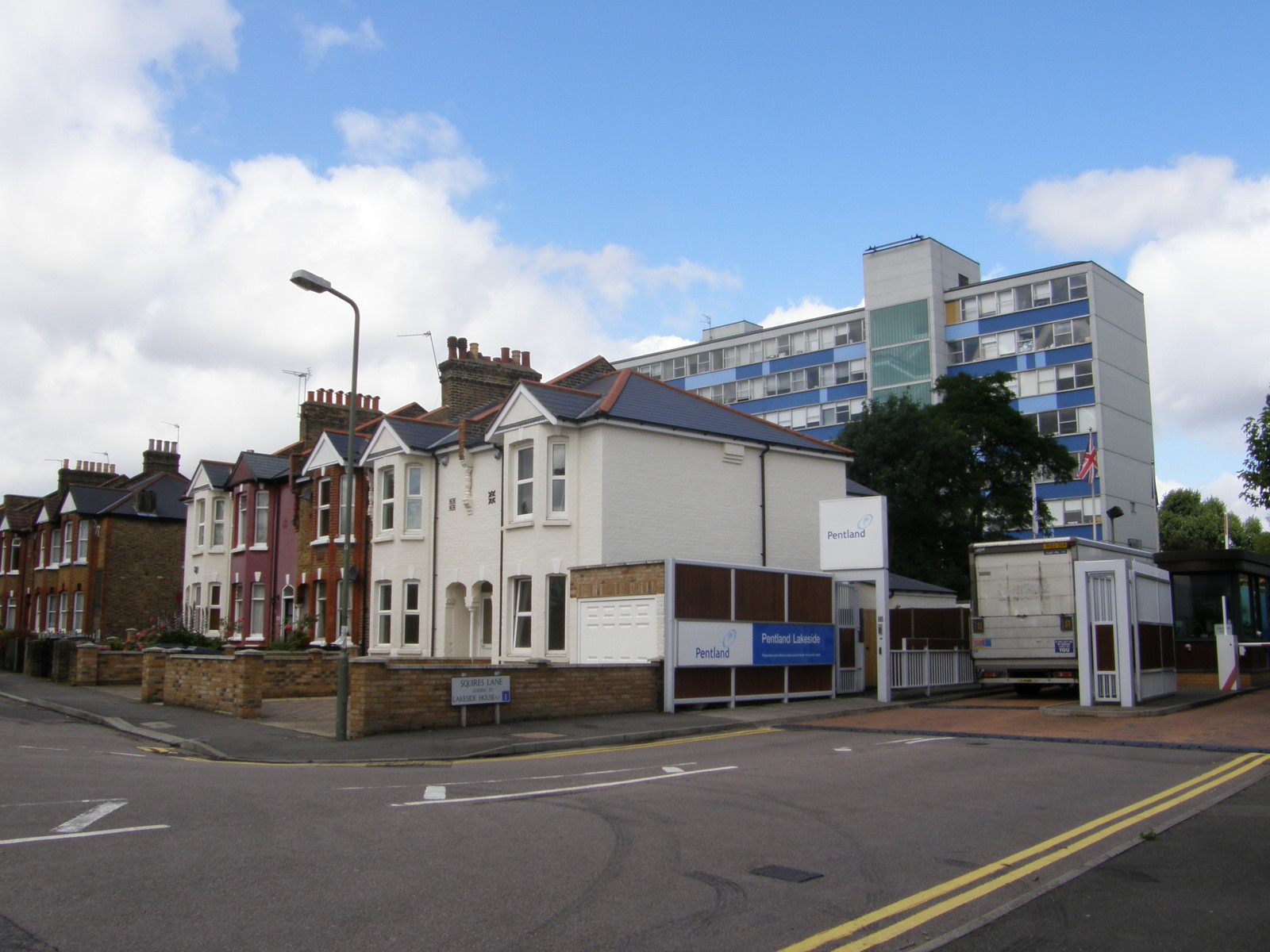 Image from East Finchley to Mill Hill East and High Barnet