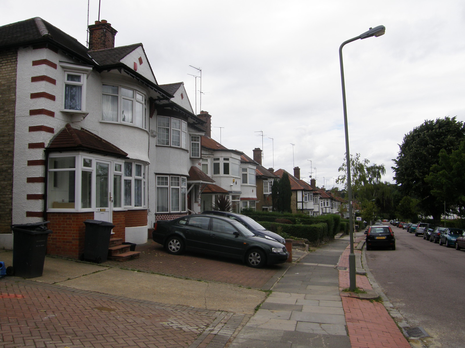 Image from East Finchley to Mill Hill East and High Barnet