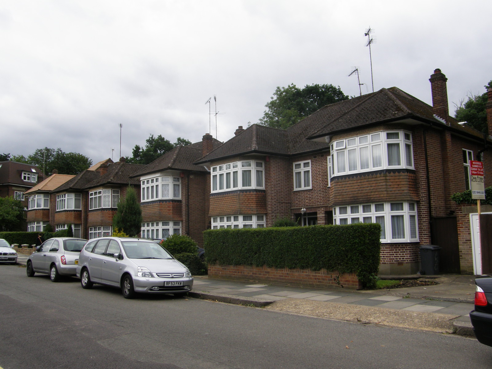 Image from East Finchley to Mill Hill East and High Barnet