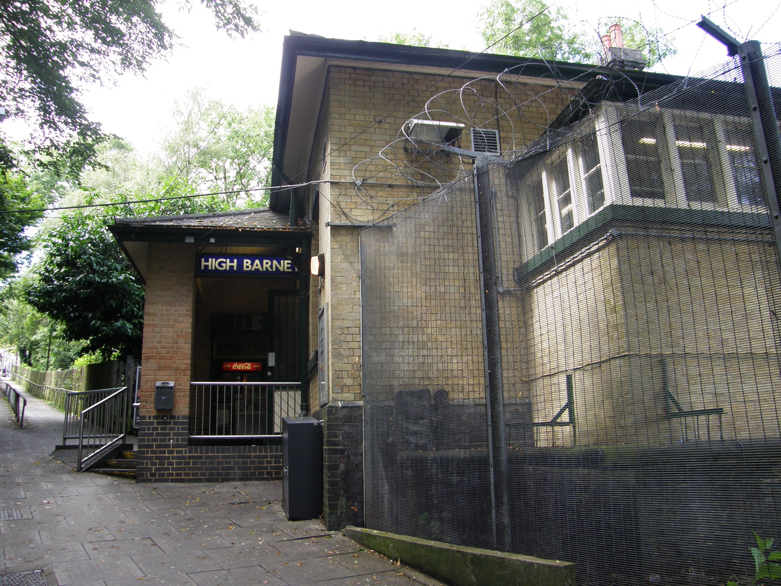 Image from East Finchley to Mill Hill East and High Barnet
