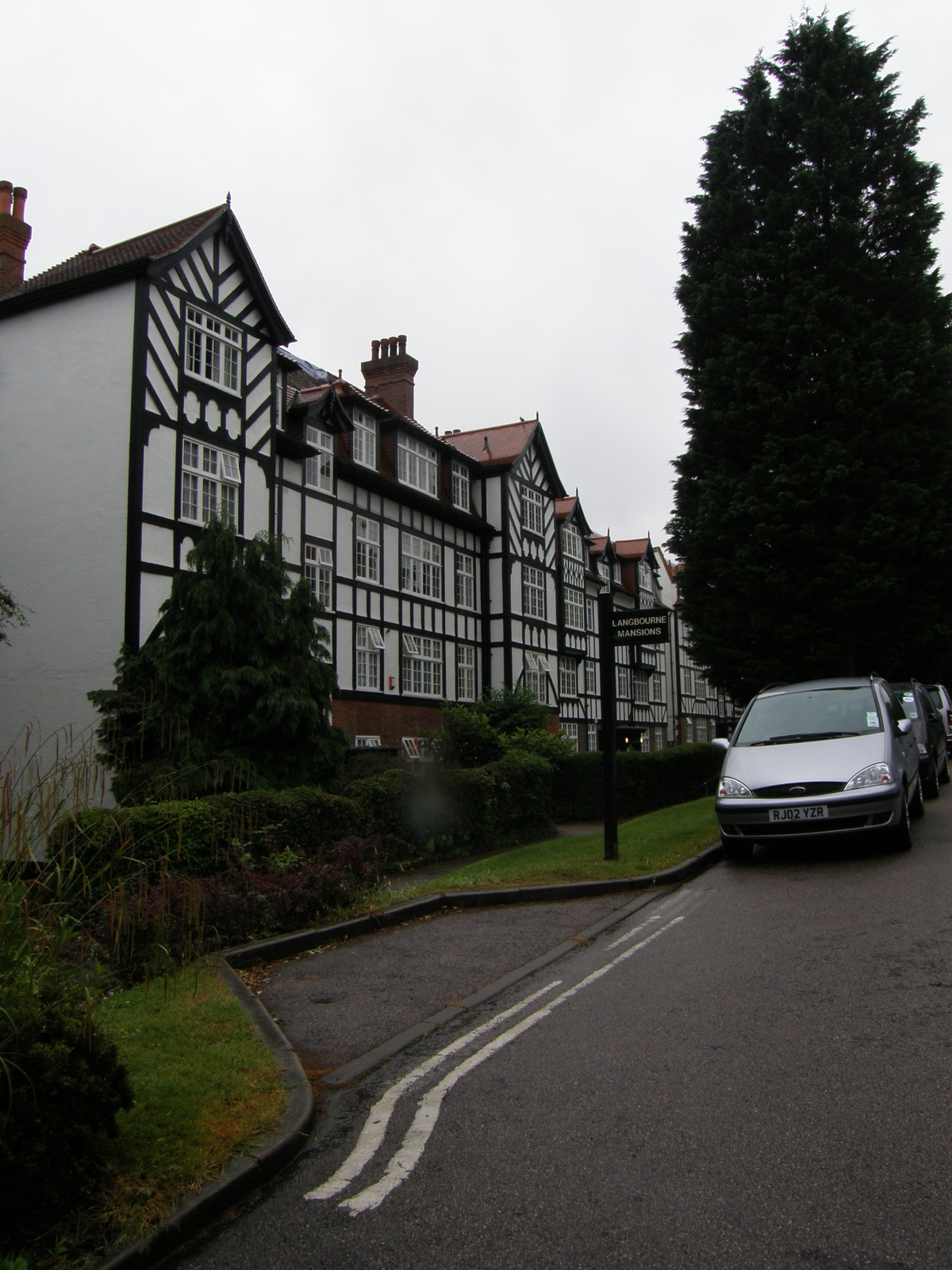 A Picture from Euston to East Finchley, Northern Tubewalker