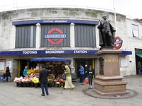 Tooting Broadway station